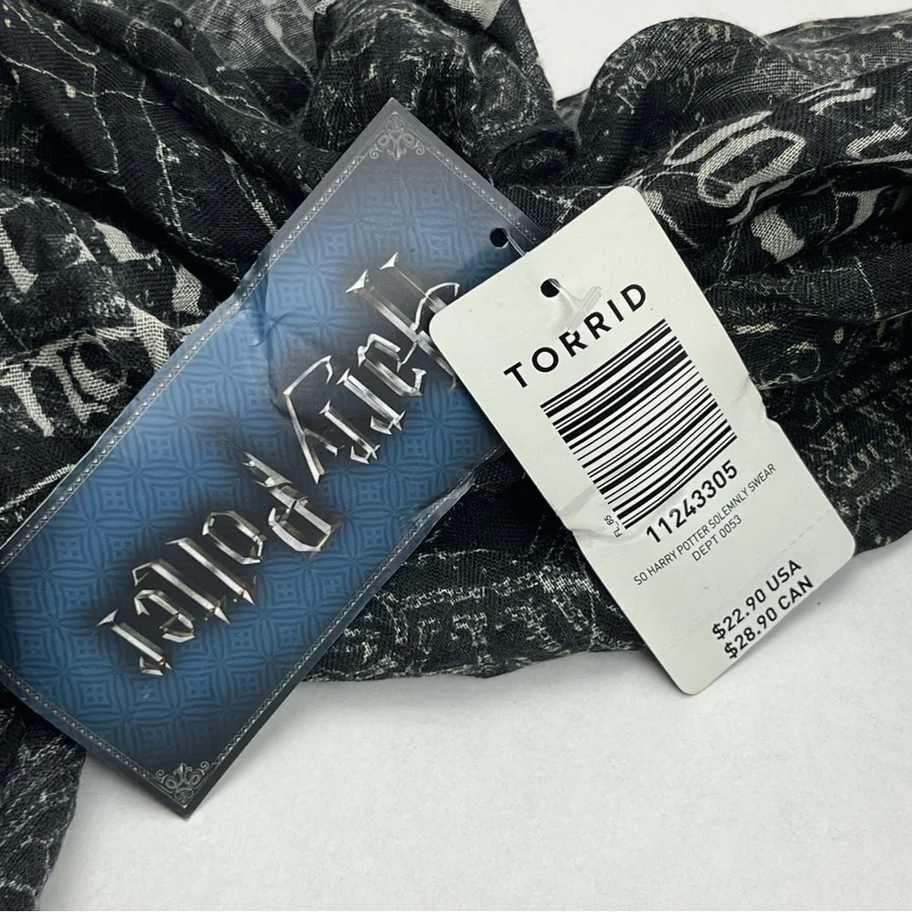 Torrid Harry Potter Infinity Scarf Womens One Size Black Grey Gray‎ White NEW